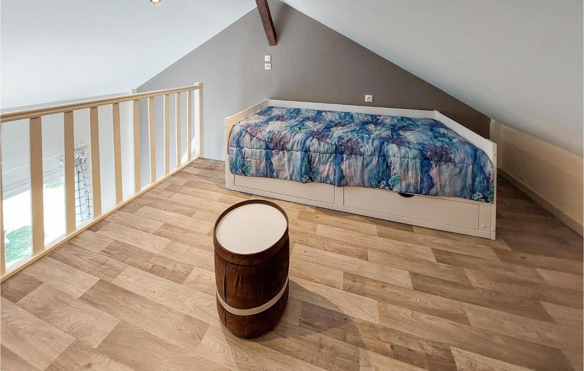 Gorgeous Home In Molinet With Wifi Buitenkant foto